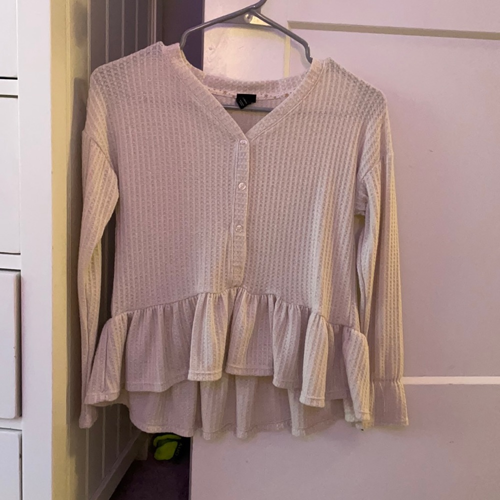 Long sleeved flair top